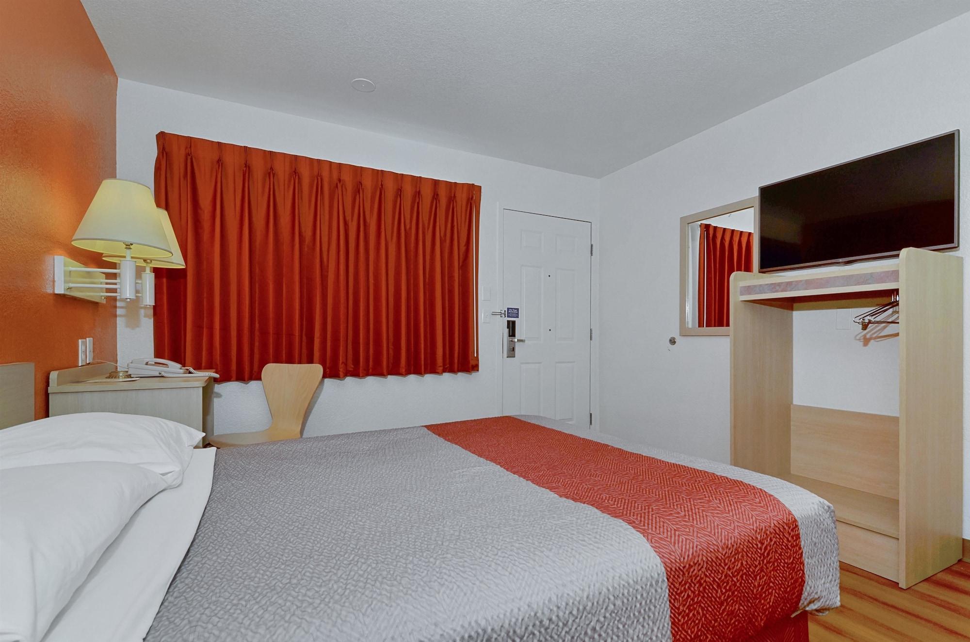 6-big Bear Lake, Ca Hotel 2*