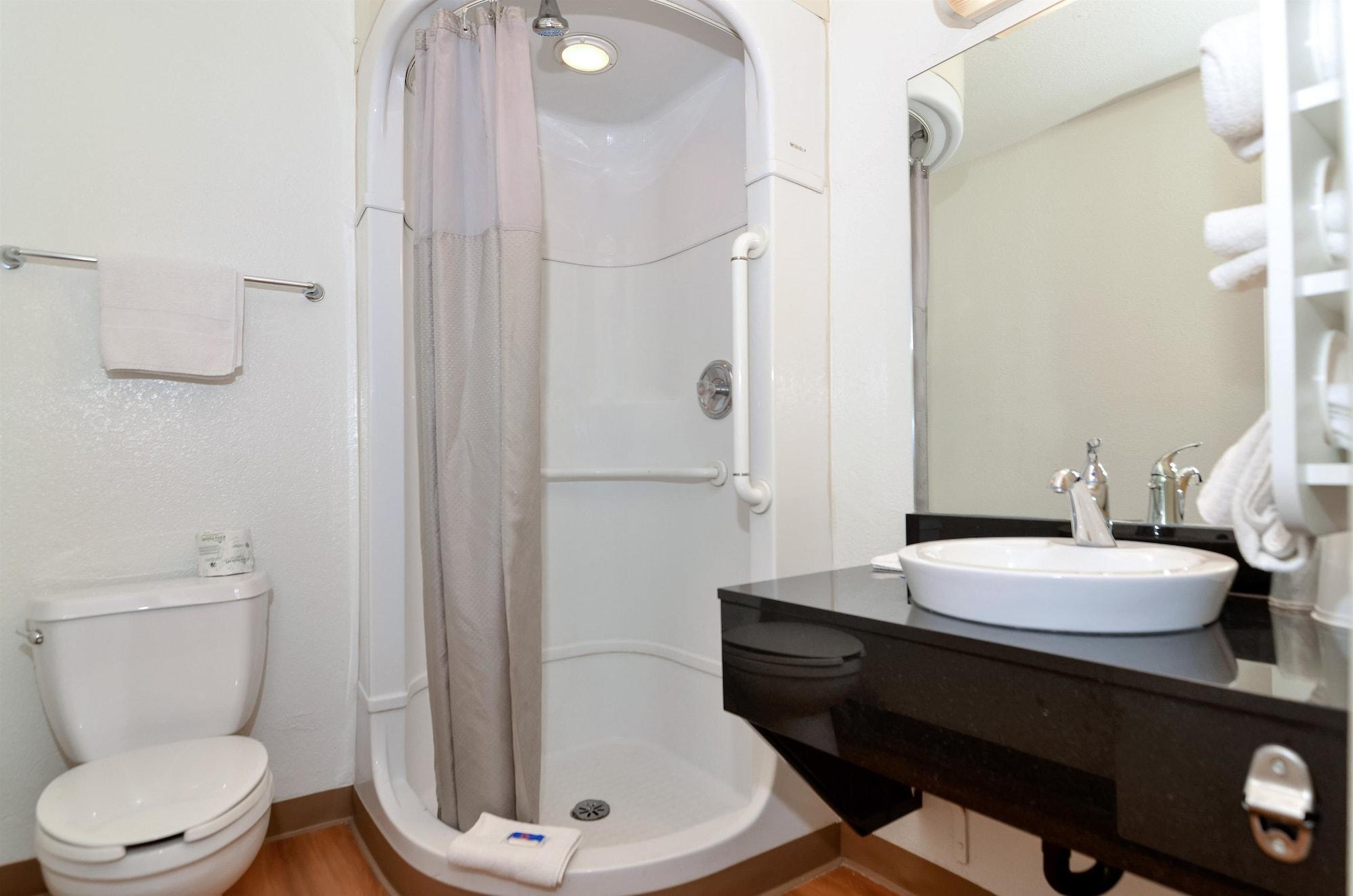 Hotel 6-big Bear Lake, Ca 2*