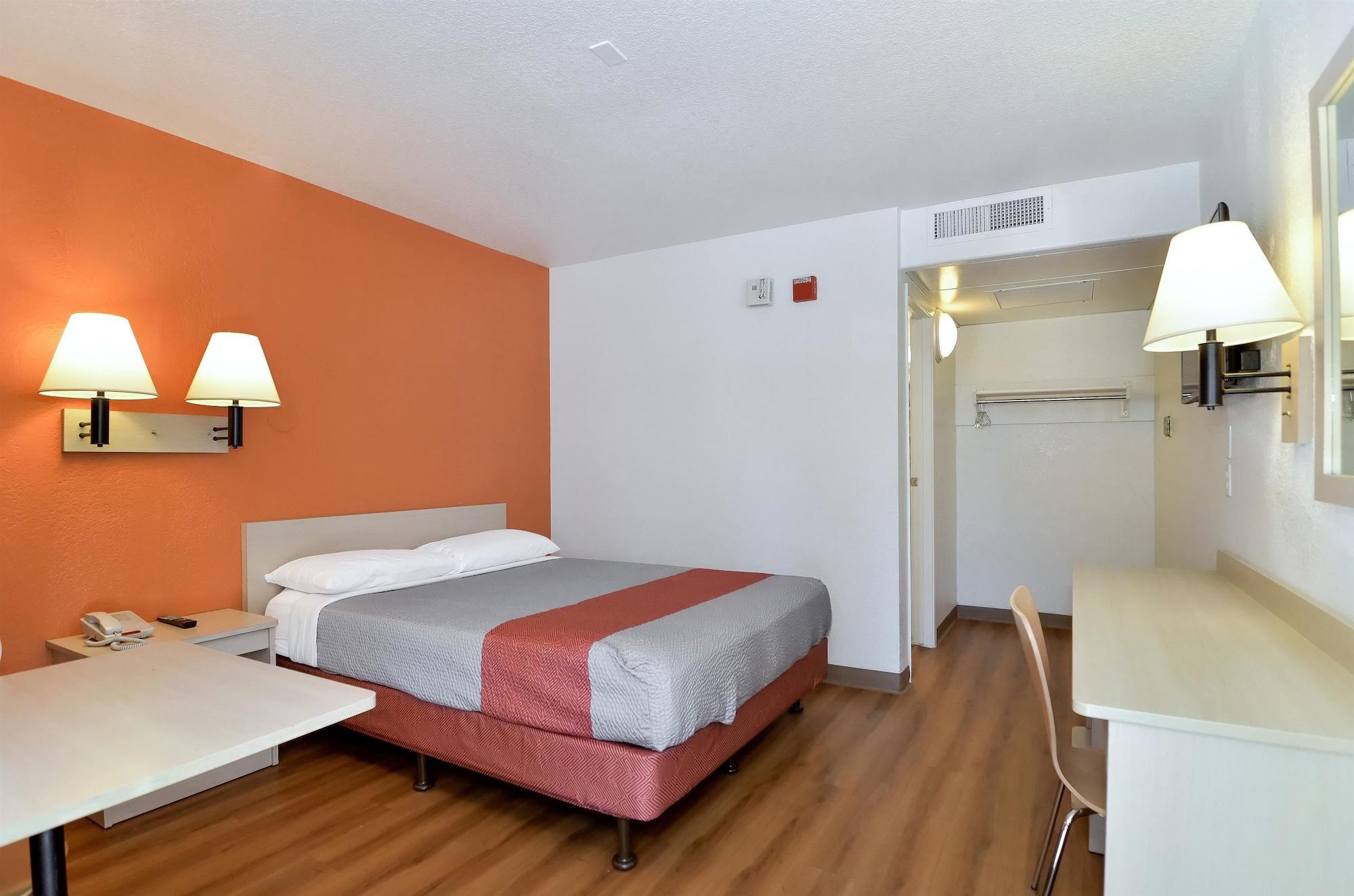 6-big Bear Lake, Ca Hotel