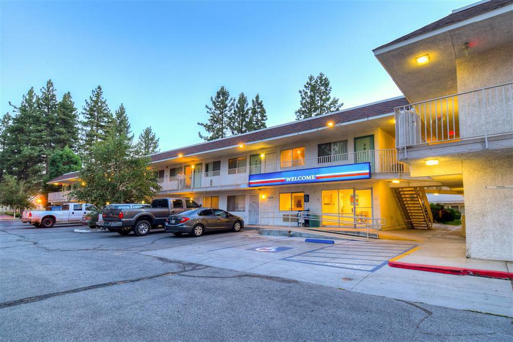 Hotel 6-big Bear Lake, Ca 2*