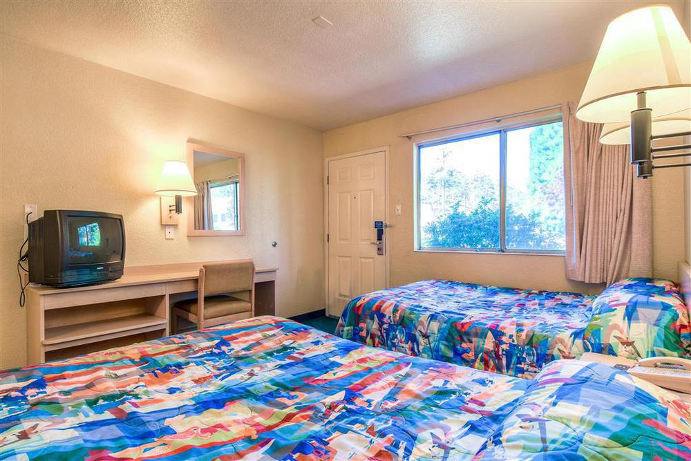 Hotel 6-big Bear Lake, Ca